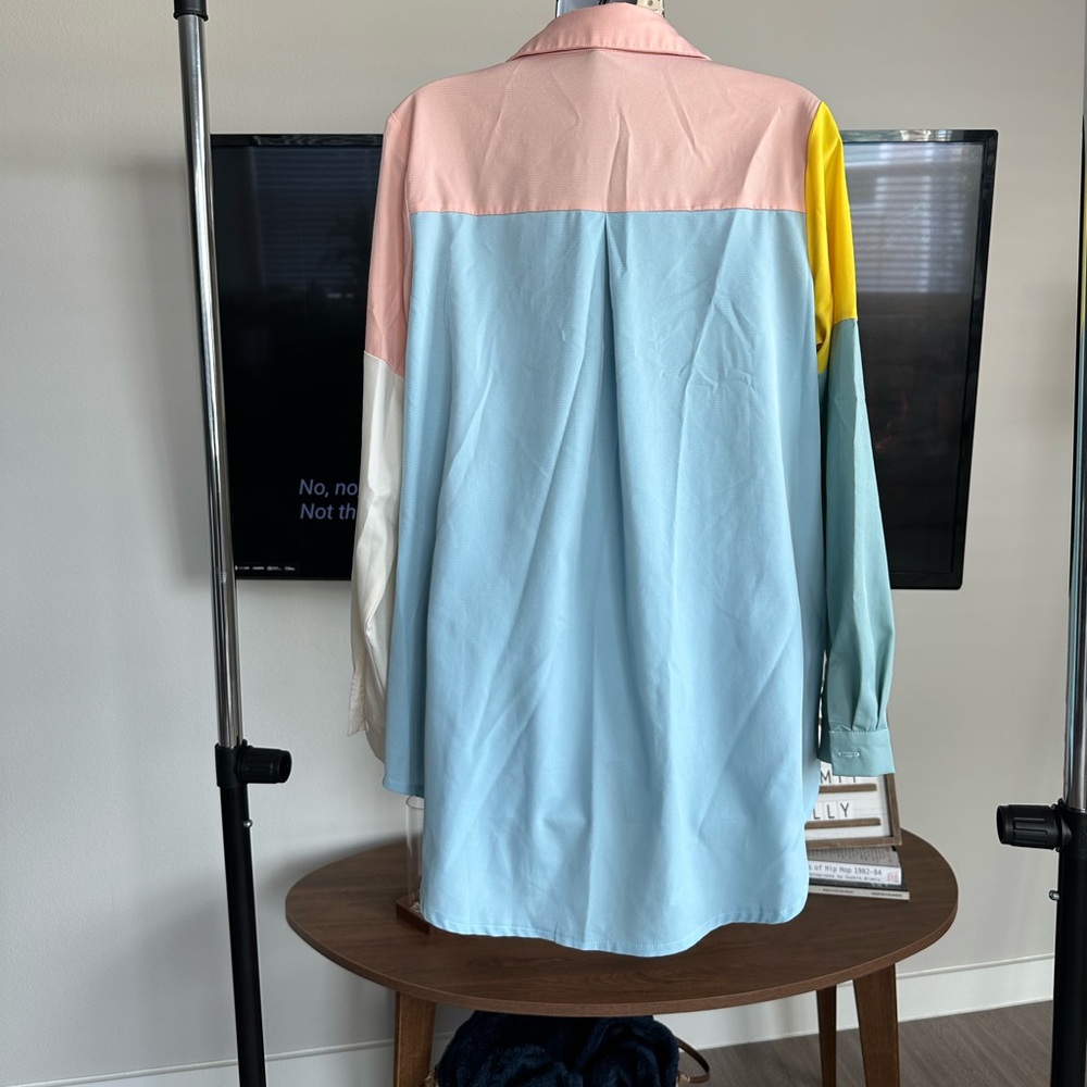 Colorblock Blouse - Picture 3 of 4